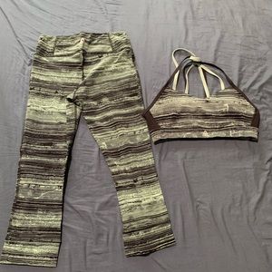 Reebok leggings and sports bra set